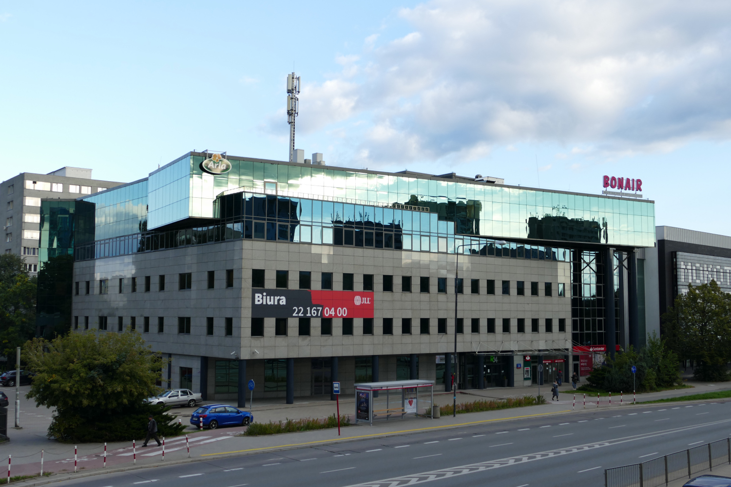 Zdjęcie architektury budynku BTA Office Center